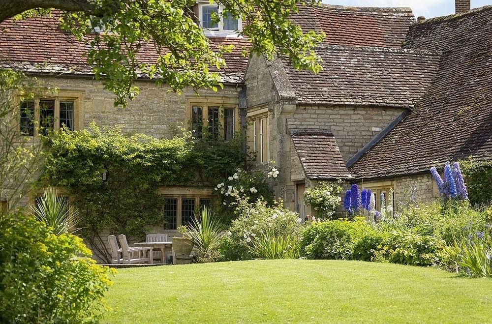 The Old Manor House Bed & Breakfast Halford  Bagian luar foto